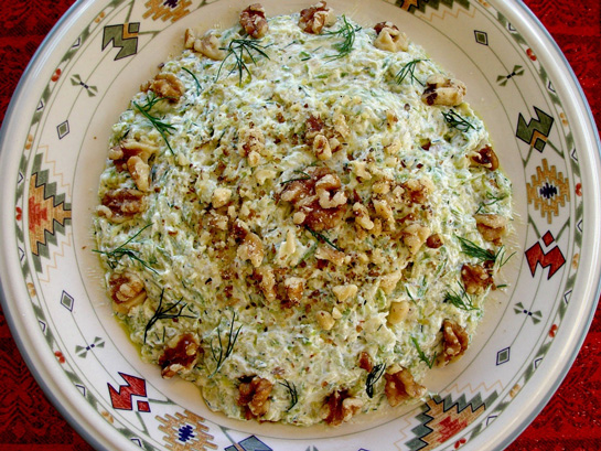 Cevizli Salata Tarifi ve Malzemeleri